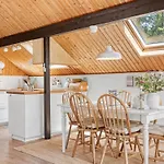 Hilla - 31km From The Sea By Interhome *