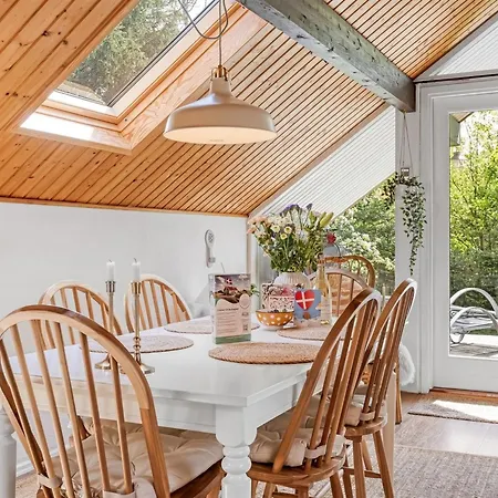 Dom wakacyjny Hilla - 31km From The Sea In Western Jutland By Interhome Toftlund